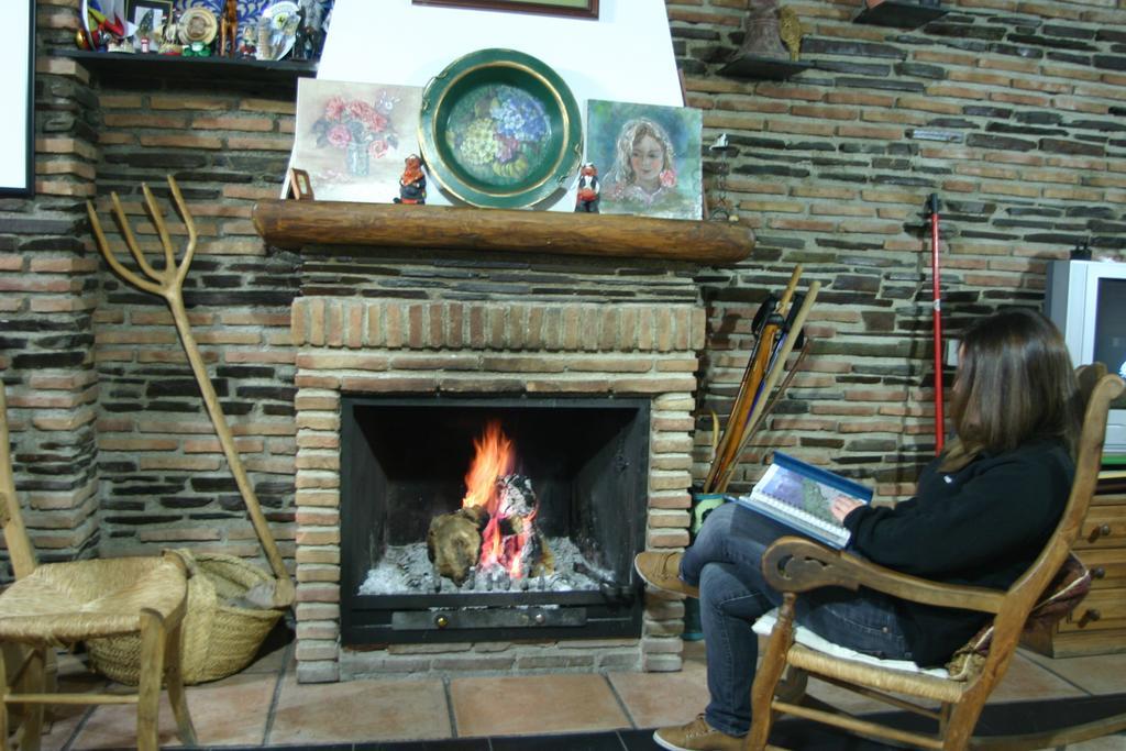 Hostal Rural Las Terrazas De La Alpujarra Бубіон Екстер'єр фото