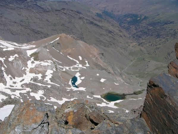 Hostal Rural Las Terrazas De La Alpujarra Бубіон Екстер'єр фото